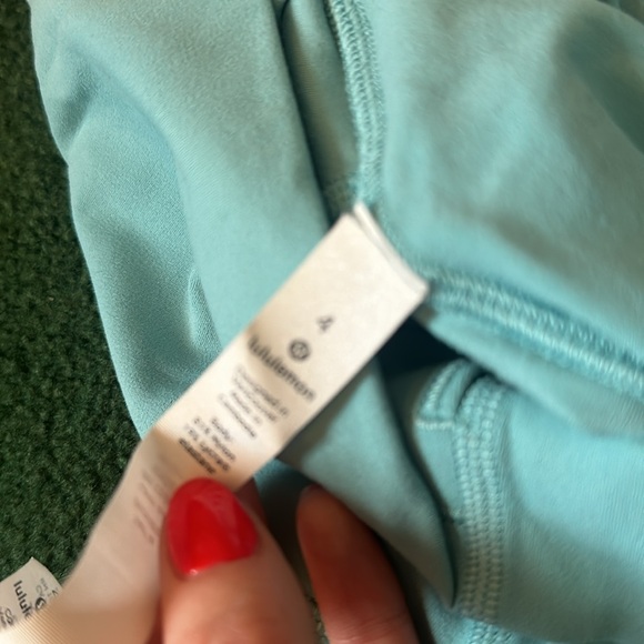 Lululemon align leggings - Picture 3 of 3